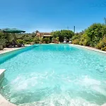 别墅 Soraya With Independent Swimming Pool Near The