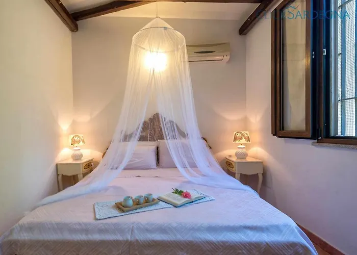 Villa Soraya With Independent Swimming Pool Near The