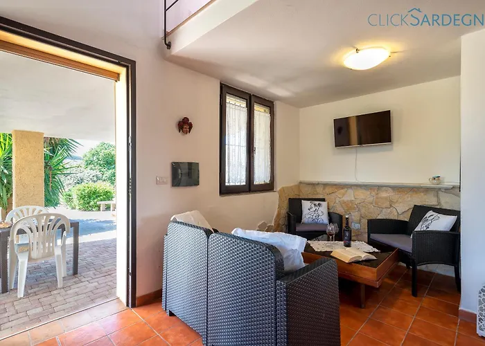 Villa Soraya With Independent Swimming Pool Near The