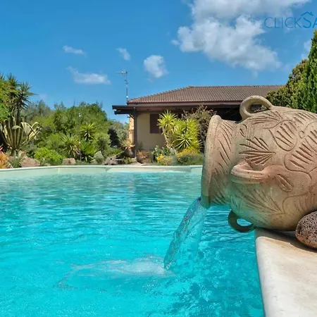 Soraya With Independent Swimming Pool Near The فيلة