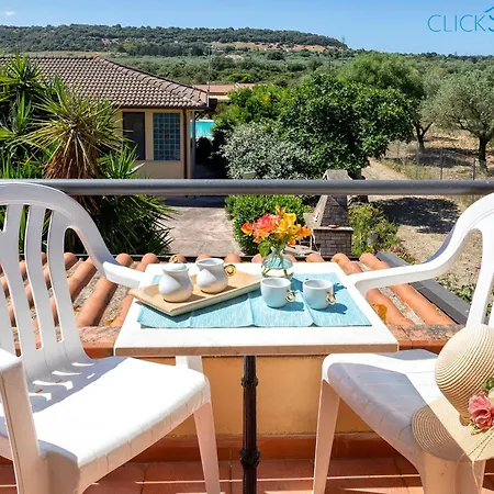 Villa Soraya With Independent Swimming Pool Near The