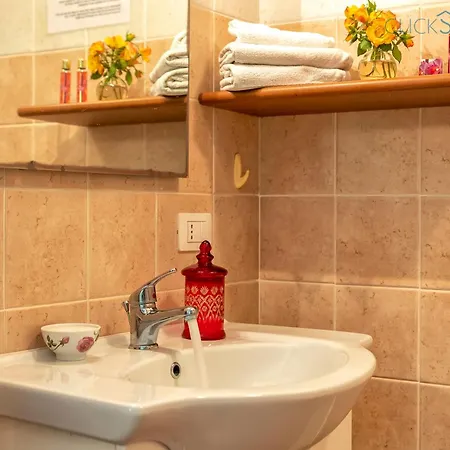 Villa Soraya With Independent Swimming Pool Near The Sassari