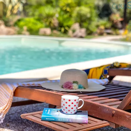Soraya With Independent Swimming Pool Near The فيلة