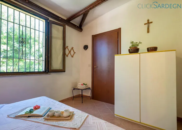 Soraya With Independent Swimming Pool Near The * Sassari