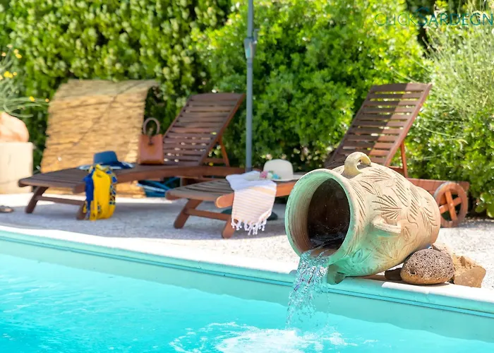 Willa Soraya With Independent Swimming Pool Near The Sassari