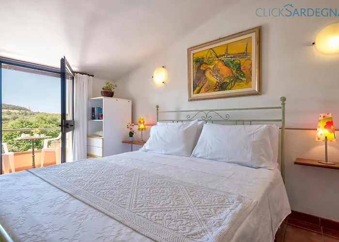 Villa Soraya With Independent Swimming Pool Near The Sassari