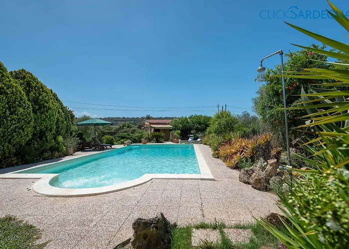 Soraya With Independent Swimming Pool Near The * Sassari